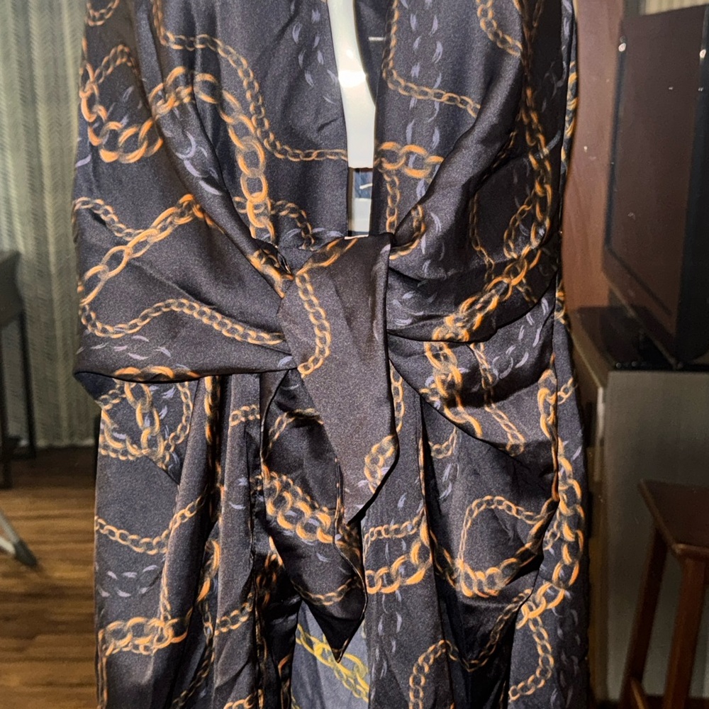 L'Academia Black and Gold Chain Print Cover up /Dress or Top - Picture 12 of 12